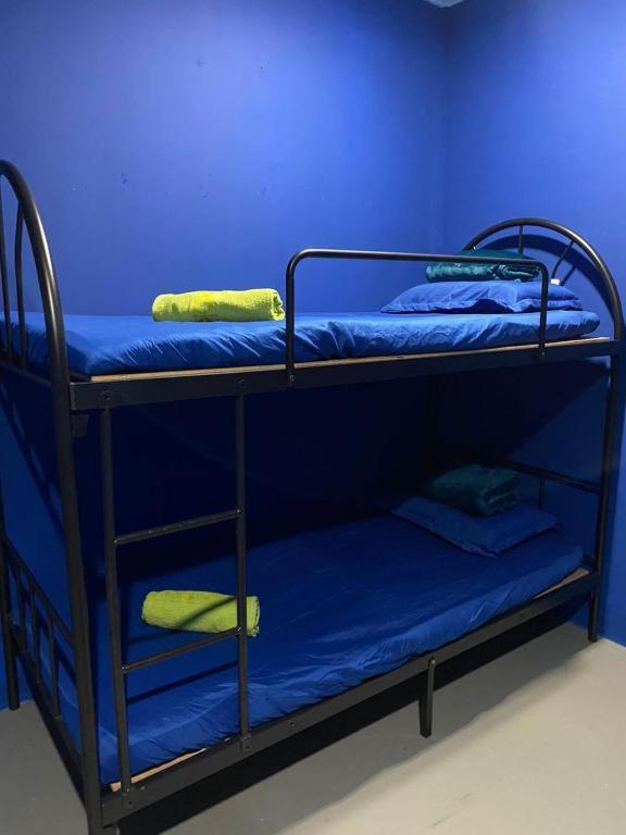 Capsule Inn Kota Kinabalu Exteriör bild